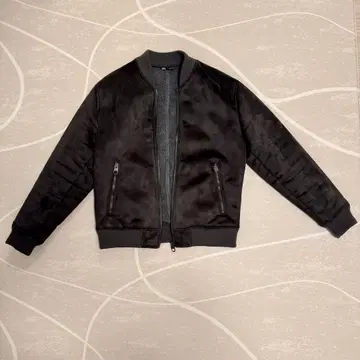 [ 미사용급 ] ZARA 블랙 점퍼 블루종