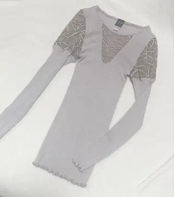 OSCALITO 오스카리토 울 실크 리브 니트