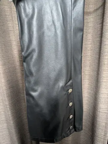 HARE 블랙 팬츠 인조 가죽 M 사이즈