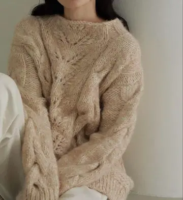 케이블 짜임 니트 스웨터 (베이지)