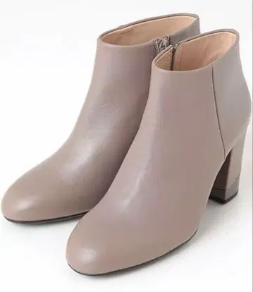 UNISA 천연 가죽 양가죽 힐 메탈 악센트 부츠