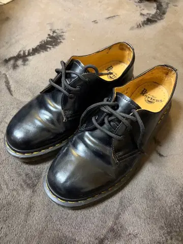 닥터마틴 3홀 신발 26cm UK7