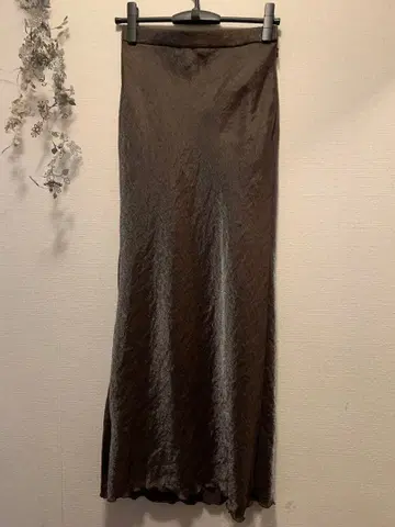 러브티크 봉봉 키라키라 내로우 스커트TM