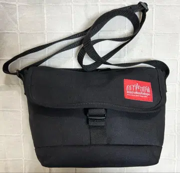 맨해튼 포티지 블랙 메신저 백