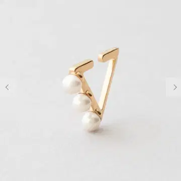 이어커프스 트라이앵글 펄 골드