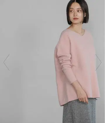 apart by 핑크 V넥 오버 사이즈 니트