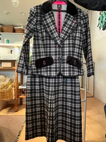 체크 무늬 자켓 & 스커트 세트