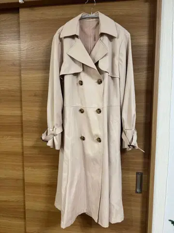 [ 미사용 새상품 ] 핑크 더블 브레스트 트렌치코트 4L