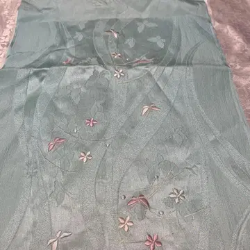 청록색 꽃무늬 자수 오비 장식 천