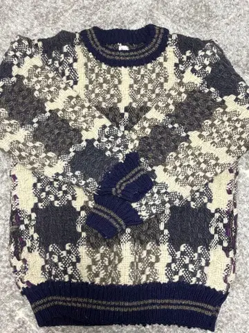 100% 울 뜨개질 무늬 니트 네이비