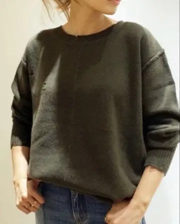 뮤즈 두지엠 클라세 니트 데미지 가공 니트