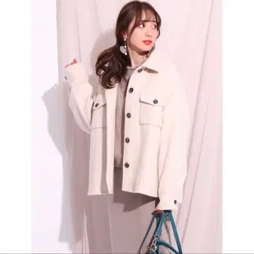 Rirandture 샤기 CPO 화이트