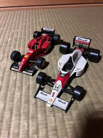 F1 카 모델 페라리 혼다 2대 세트 판매 1/24