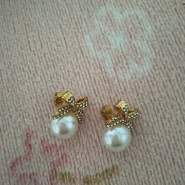 엘레강트한 골드 펄 귀걸이