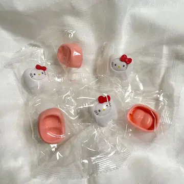 산리오 캐릭터즈 모두 함께! 치아 헬로키티 3세트