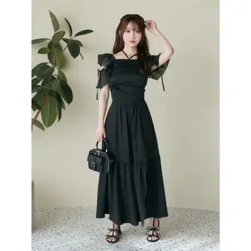 EATME 티어드 점프 스커트