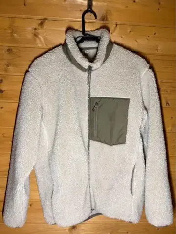 보아 화이트 플리스 자켓 아우터