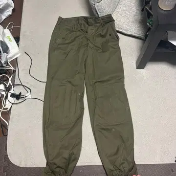 카고 팬츠 올리브 그린 사이즈 50