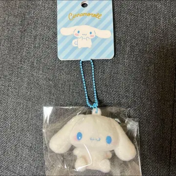 새상품 산리오 플로키 마스코트 홀더 시나몬 시나모롤