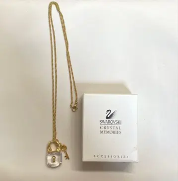 Swarovski Crystal Memories 목걸이