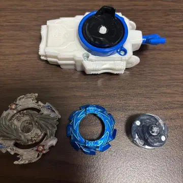 로스트론기누스.N.Sp 베이블레이드 버스트 4종 세트