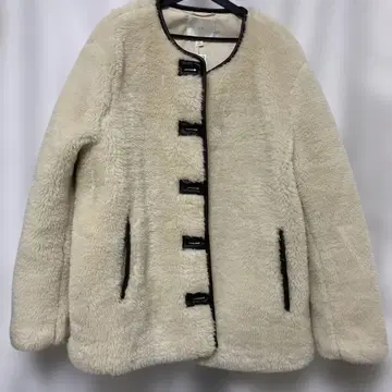 H&M 아이보리 무스탕 코트