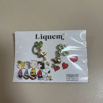 Liquem 우드스탁 클로버 귀찌