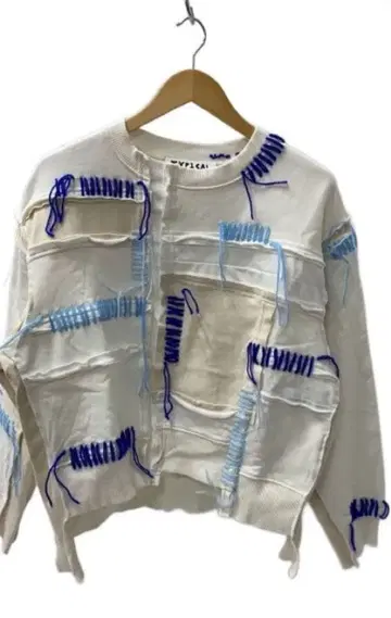 TYPICAL FREAKS 자수 디자인 트레이닝복 S