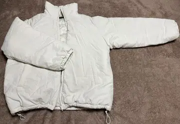 [거의 새상품] 볼륨 하이넥 발수 패딩 자켓 프리 사이즈