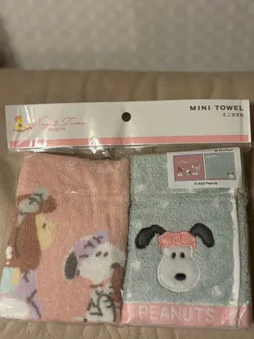 새상품 USJ PEANUTS 스누피 미니 타월 손수건 2장 세트