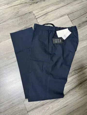 [택 포함 새상품] TOMORROWLAND 이지 슬랙스 테이퍼드 팬츠