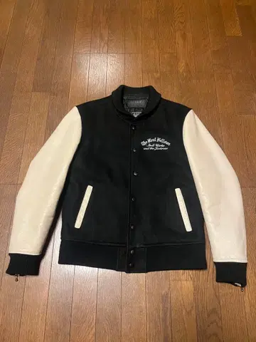 Skull Works 바시티 자켓 블랙/화이트