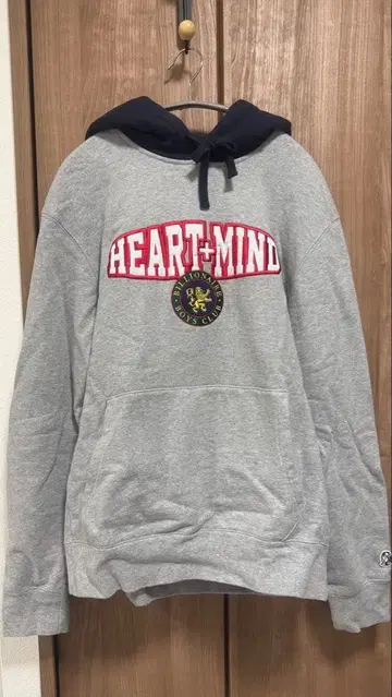 빌리어네어 보이즈 클럽 후드티 M 사이즈