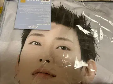 SEVENTEEN NEW IN JAPAN 빅 사진 슬로건