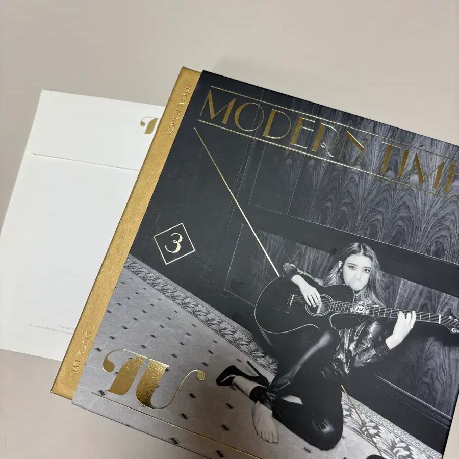 Iu Modern Times Special Edition album #아이유dvd,#아이유모던타임즈