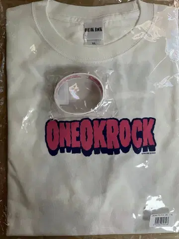 ONE OK ROCK [ 티셔츠 XL ] [ 고무 밴드 ]