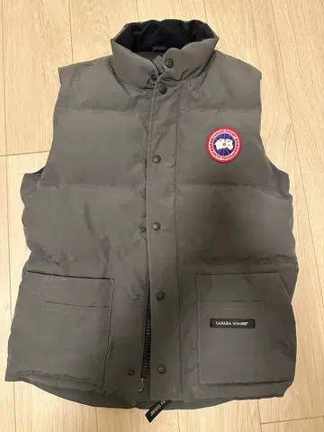 Canada Goose 그레이 다운 베스트 S