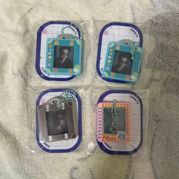 PondPhuwin 팬 네이비 가챠