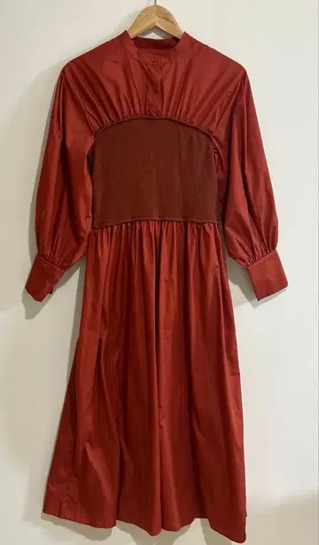 N. 내추럴 뷰티 베이직 니트 뷔스티에 도킹 원피스