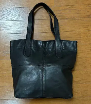 Y's for living 블랙 가죽 토트백