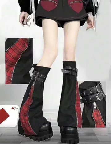 레그 워머 블랙과 빨간색 체크 무늬