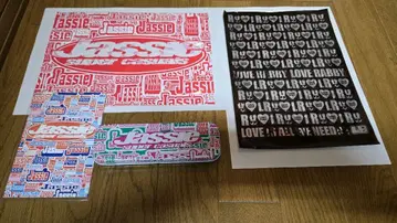 Jassie 캔 펜슬 케이스, 엽서 등 잡지 부록