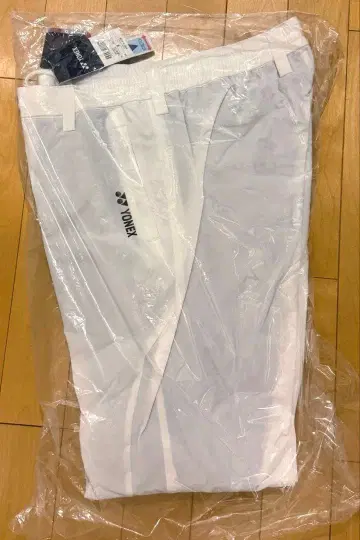 YONEX 팬츠 화이트 S 사이즈 GWF4174 미사용 새상품