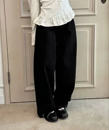 by muni:r 사이드 슬릿 스냅 팬츠 S