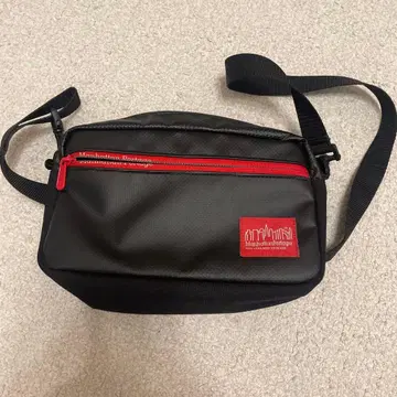 ManhattanPortage 나일론 숄더백 블랙/레드