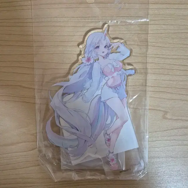 스텔라이브 아야츠노 유니 공식 아크릴 스탠드 판매.