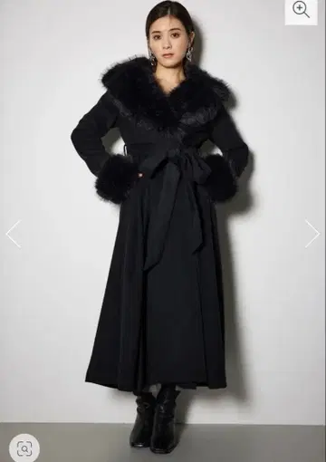 울 MIX 클라시 드레스 코트