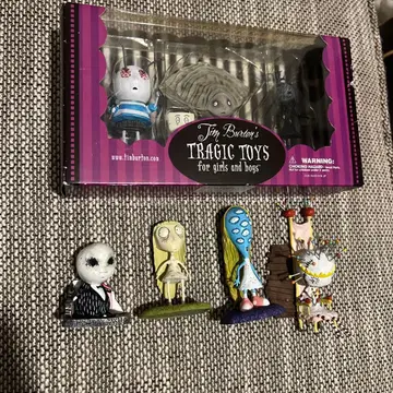 팀 버튼 오이스터 보이의 우울한 죽음