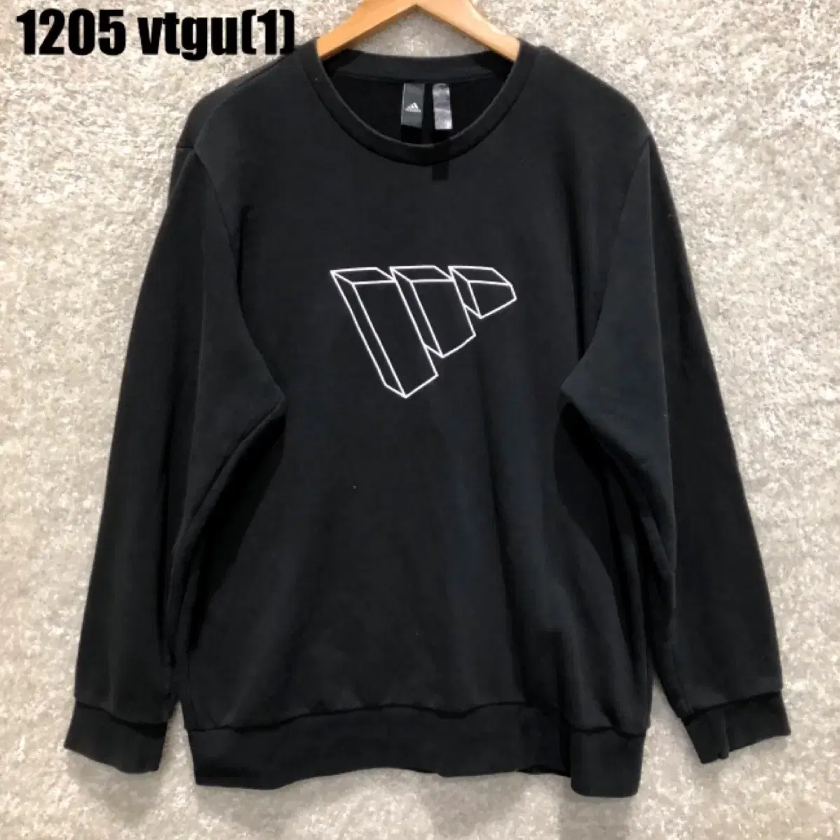 Adidas Black Logo Sweatshirt T-shirt 3XL