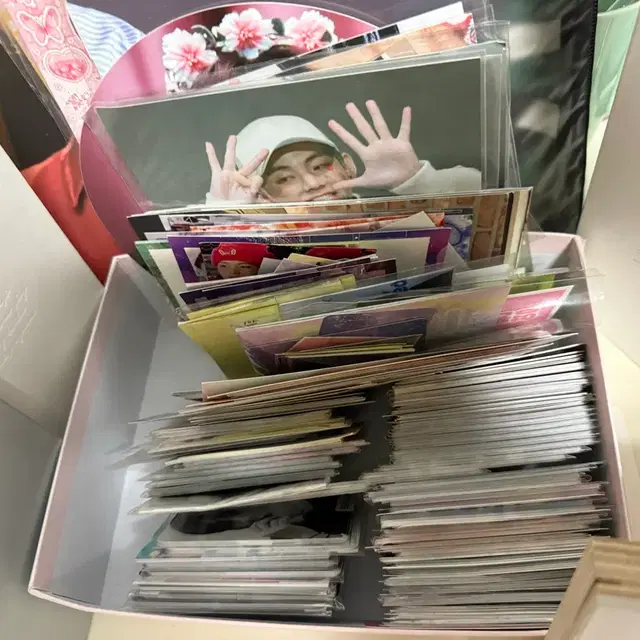 방탄소년단 공식굿즈,비공굿 처분 네고가능